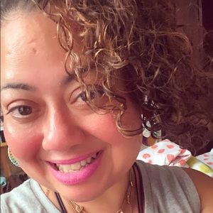 Meet your Posher, Jasmine